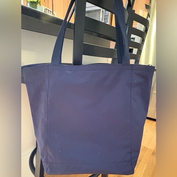 Herschel Retreat Tote Navy Blue 20L - Picture 4 of 8